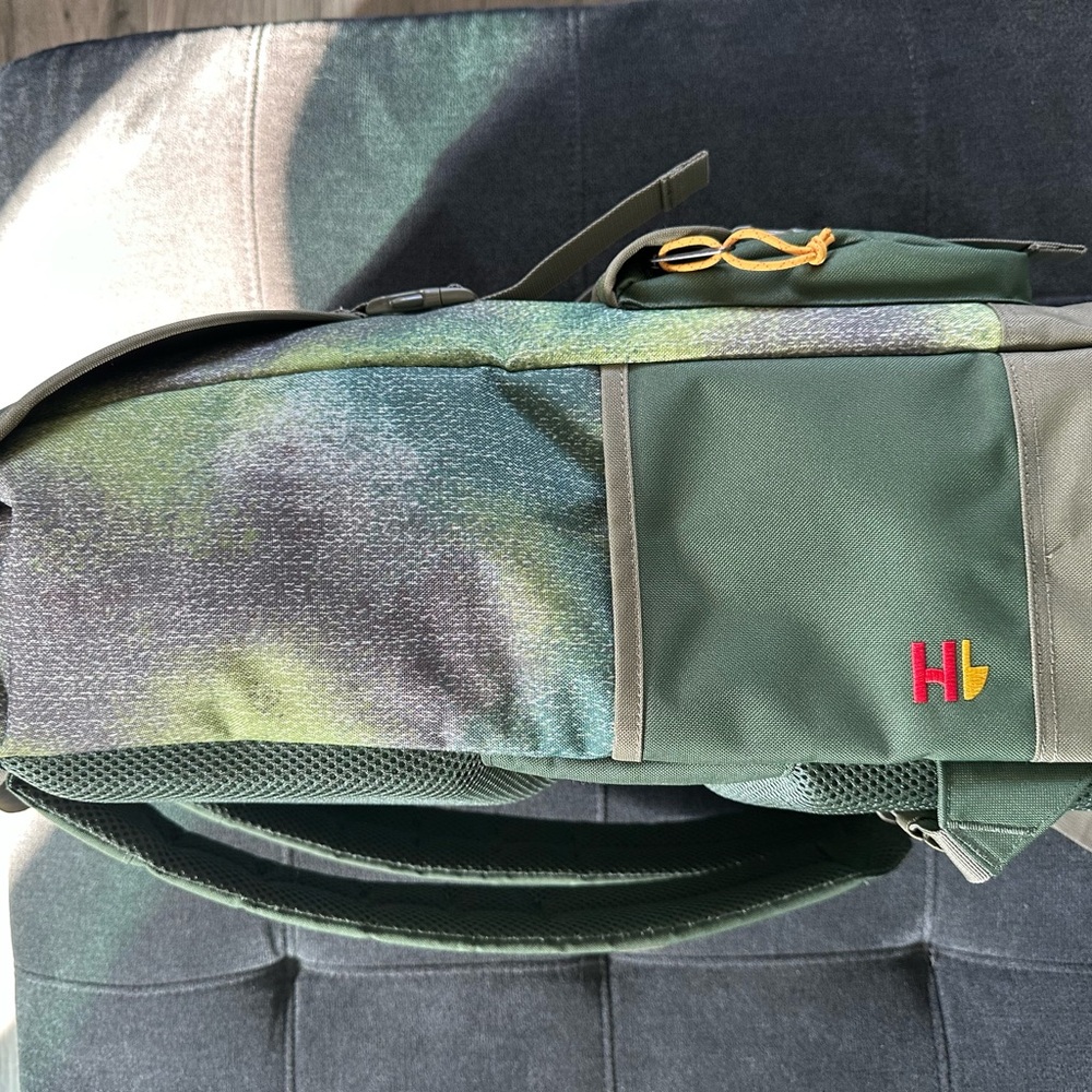 Herschel x Star Wars Endor-Inspired Backpack – Like New - Picture 4 of 7